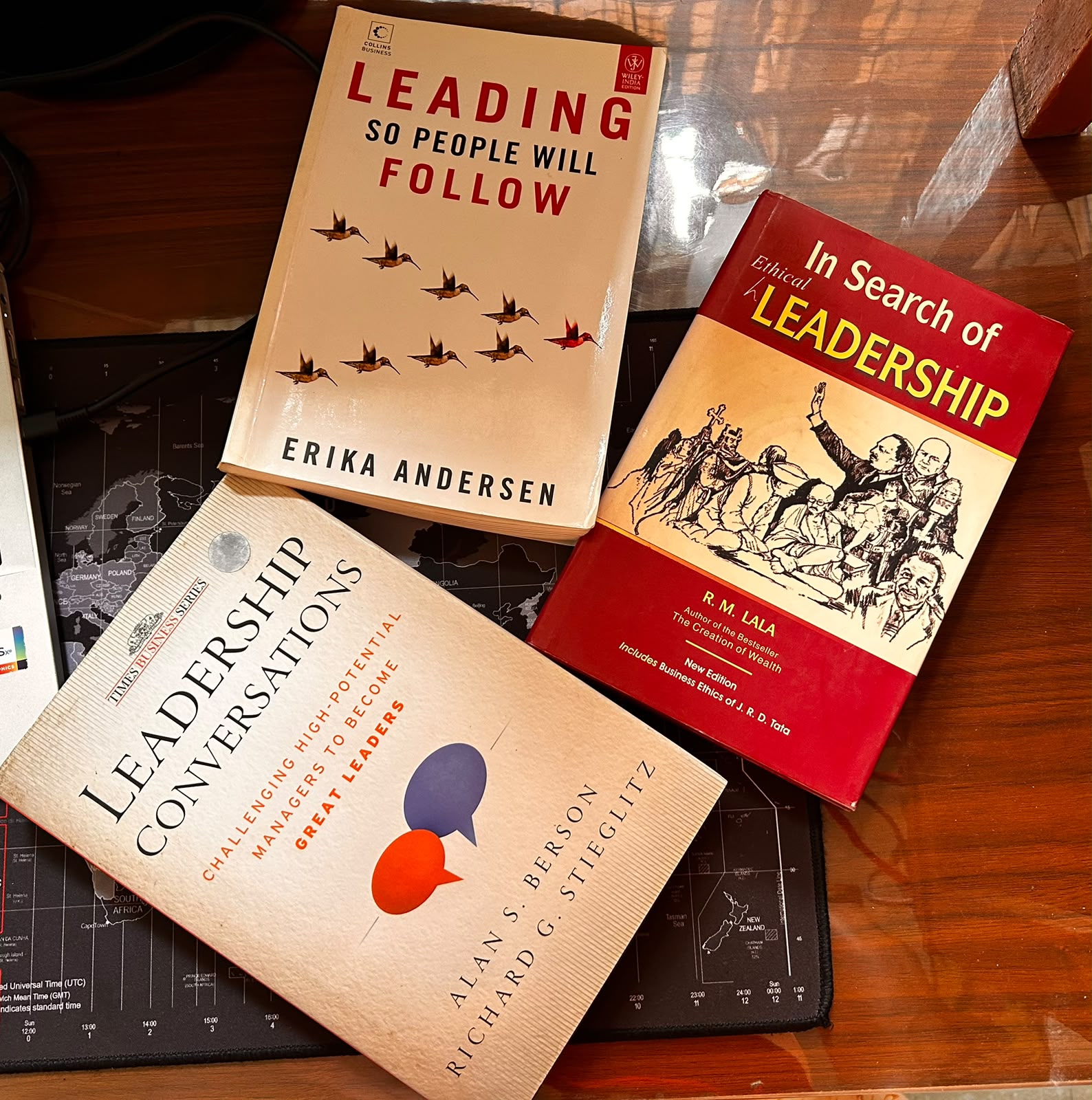 3 Leadership Books Every Leader Must Read