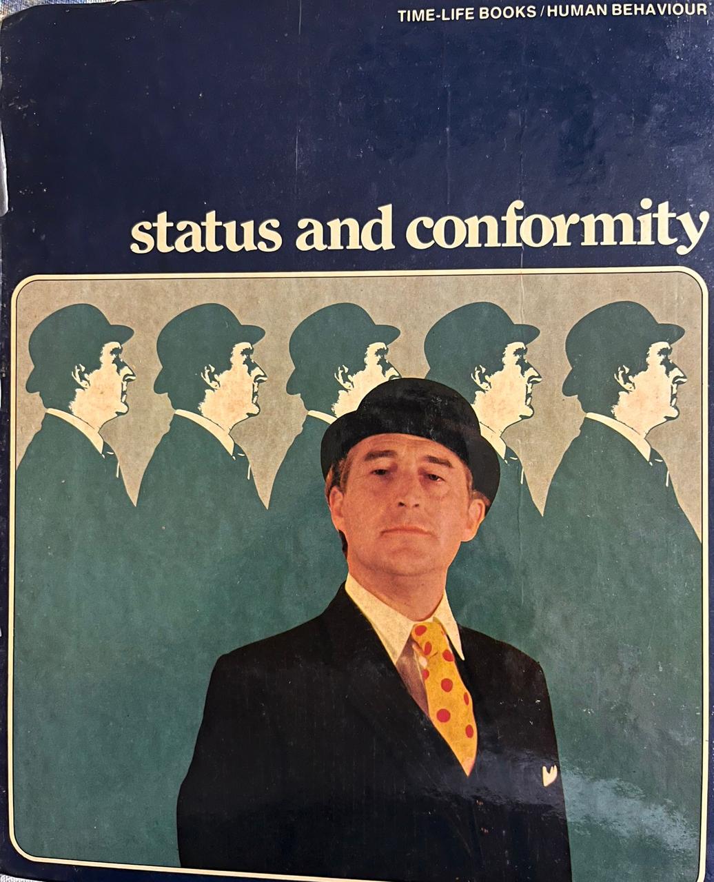 Cover of Status and Conformity